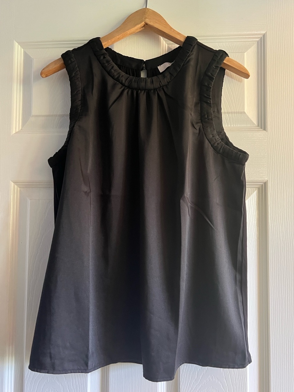 Black Sleeveless Ruffle-Trim Camisole